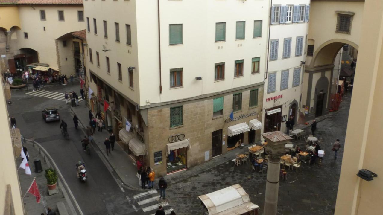 Sottopontevecchio Florence Exterior photo